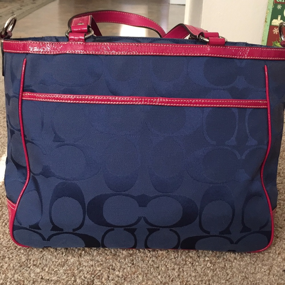 Coach tote - Picture 4 of 10